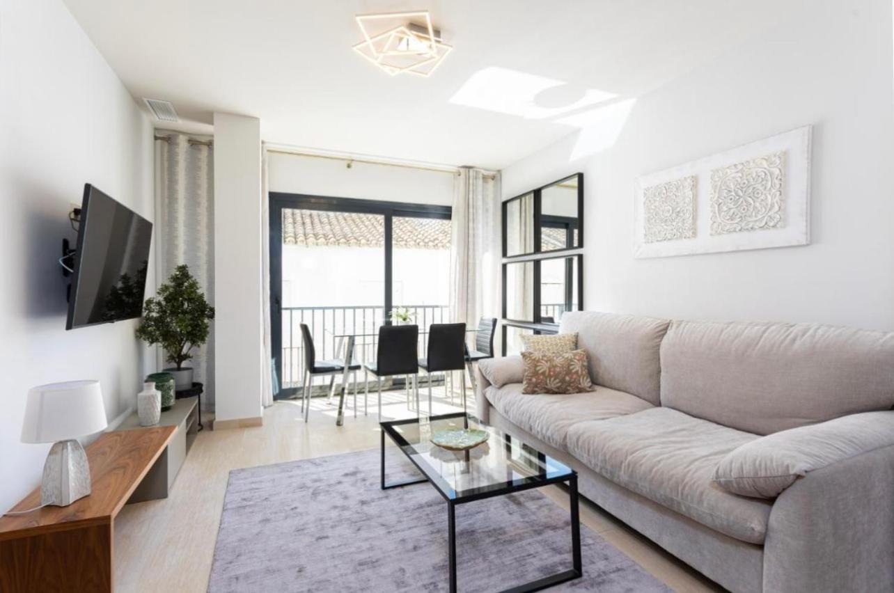 Estepona Elegance Apartment 150Mts From The Sea Eksteriør bilde