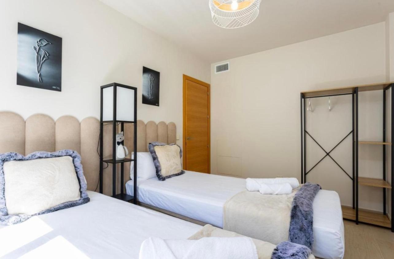 Estepona Elegance Apartment 150Mts From The Sea Eksteriør bilde