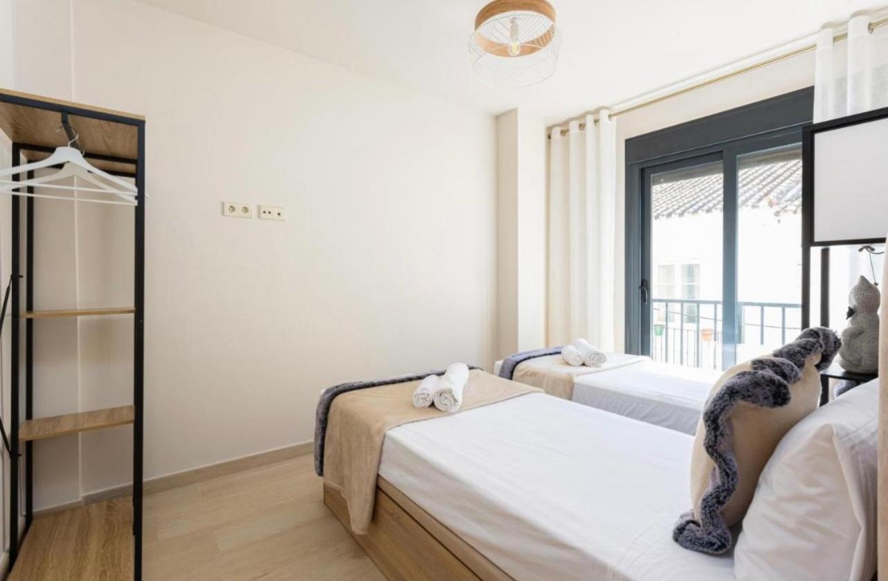 Estepona Elegance Apartment 150Mts From The Sea Eksteriør bilde